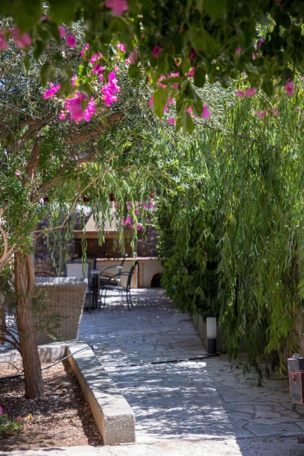 Alicelia Boutique Inn Ваті Екстер'єр фото