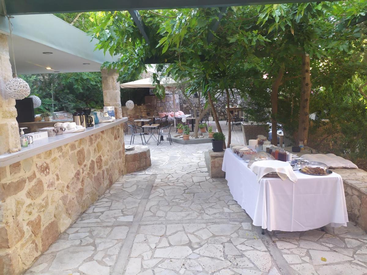 Alicelia Boutique Inn Ваті Екстер'єр фото