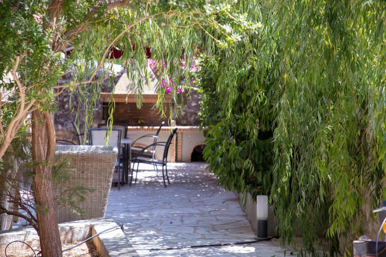 Alicelia Boutique Inn Ваті Екстер'єр фото