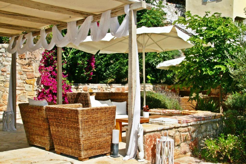 Alicelia Boutique Inn Ваті Екстер'єр фото