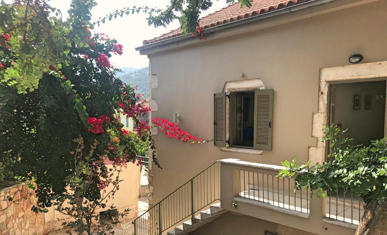 Alicelia Boutique Inn Ваті Екстер'єр фото